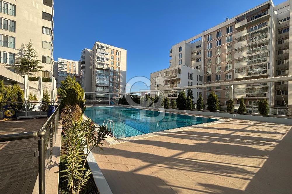 Oyak Buca 2.Etap'ta 3 Cepheli Bahçe Kullanımlı Satılık 3+1 Daire