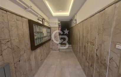 KAVAKLIDERE BÜKLÜM SOKAK'TA OTOPARKLI YENİLENMİŞ SATILIK 3+1