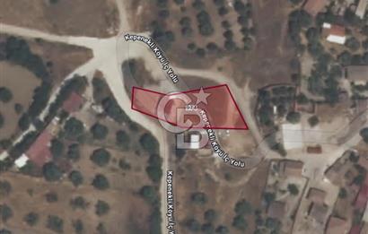 MANİSA KEPENEKLİ’ DE İÇİNDE HAZIR PREFABRİK BULUNAN  951M² ARSA