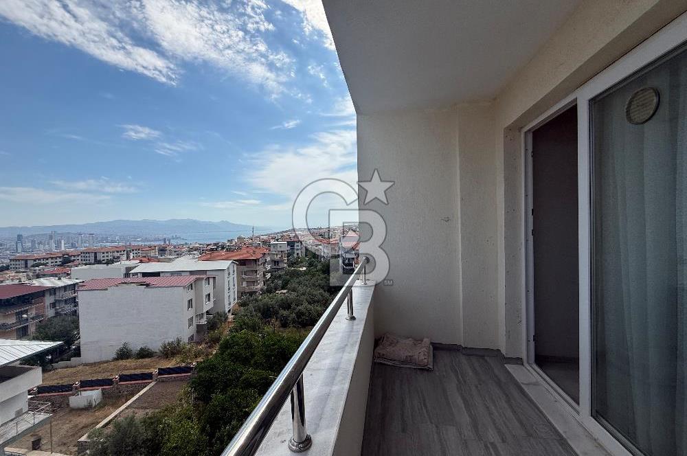     Bornova İnönü Mahallesi’nde Asansörlü | Körfez Manzaralı Kiralık 2+1 Daire