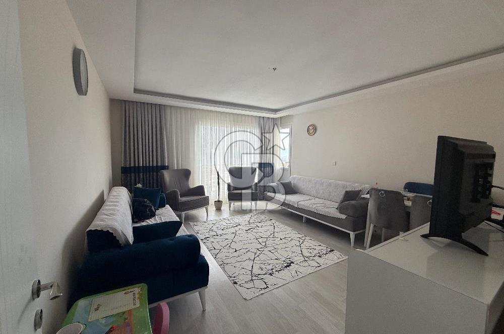     Bornova İnönü Mahallesi’nde Asansörlü | Körfez Manzaralı Kiralık 2+1 Daire