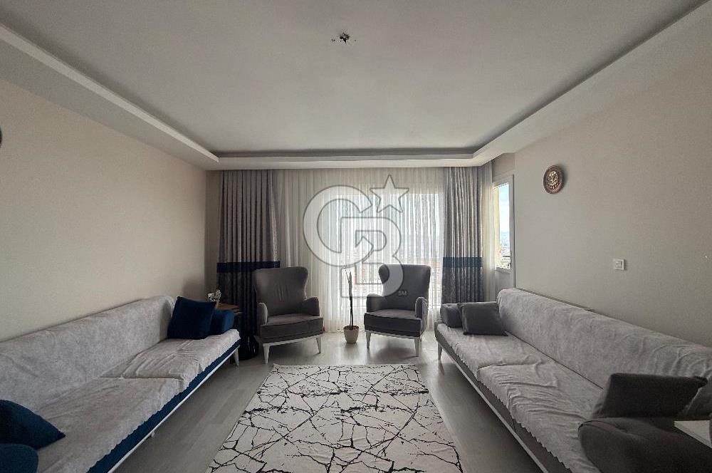     Bornova İnönü Mahallesi’nde Asansörlü | Körfez Manzaralı Kiralık 2+1 Daire