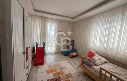     Bornova İnönü Mahallesi’nde Asansörlü | Körfez Manzaralı Kiralık 2+1 Daire