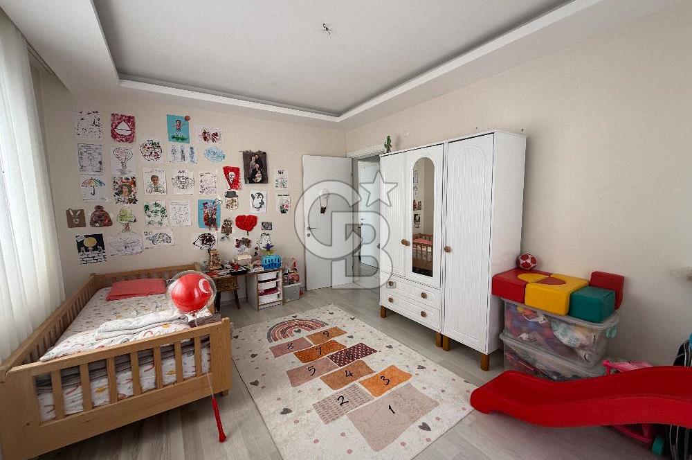     Bornova İnönü Mahallesi’nde Asansörlü | Körfez Manzaralı Kiralık 2+1 Daire