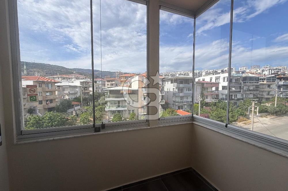     Bornova İnönü Mahallesi’nde Asansörlü | Körfez Manzaralı Kiralık 2+1 Daire