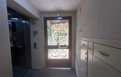     Bornova İnönü Mahallesi’nde Asansörlü | Körfez Manzaralı Kiralık 2+1 Daire