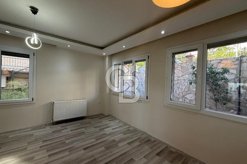 BORNOVA İNÖNÜ MAHALLESİ’NDE BAHÇE KULLANIMLI, OTOPARKLI, MASRAFSIZ SATILIK DAİRE
