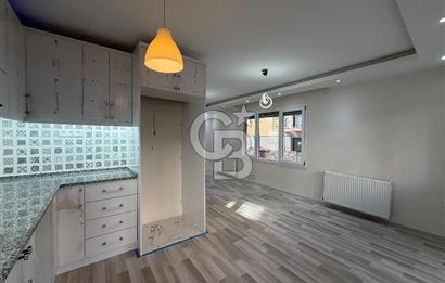 BORNOVA İNÖNÜ MAHALLESİ’NDE BAHÇE KULLANIMLI, OTOPARKLI, MASRAFSIZ SATILIK DAİRE