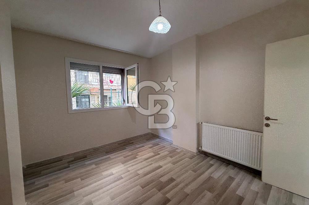 BORNOVA İNÖNÜ MAHALLESİ’NDE BAHÇE KULLANIMLI, OTOPARKLI, MASRAFSIZ SATILIK DAİRE