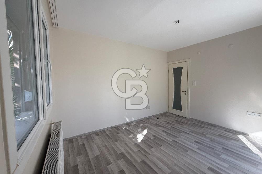 BORNOVA İNÖNÜ MAHALLESİ’NDE BAHÇE KULLANIMLI, OTOPARKLI, MASRAFSIZ SATILIK DAİRE