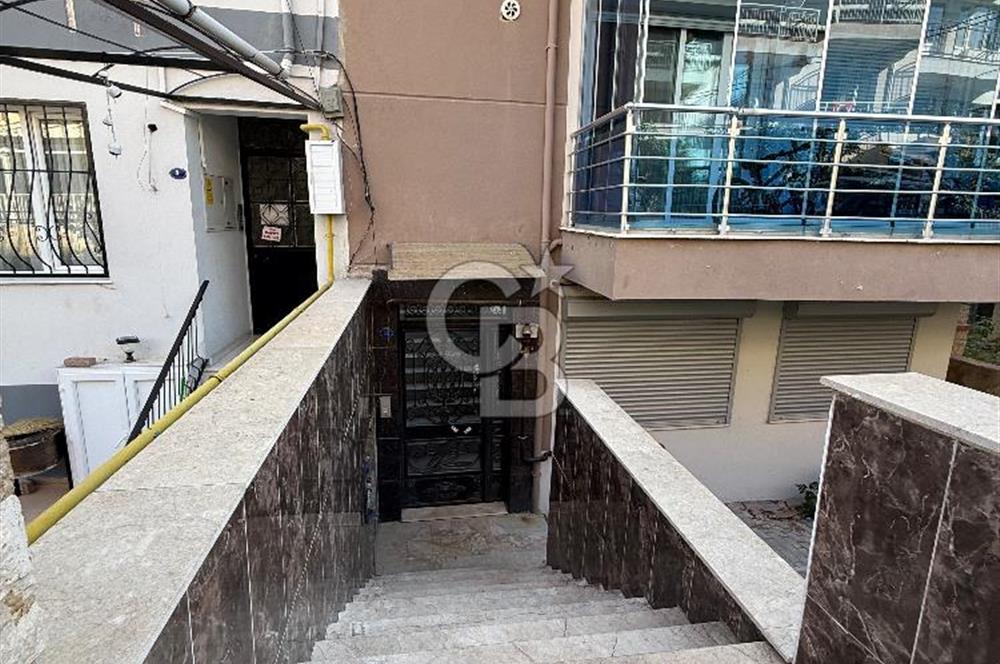 BORNOVA İNÖNÜ MAHALLESİ’NDE BAHÇE KULLANIMLI, OTOPARKLI, MASRAFSIZ SATILIK DAİRE