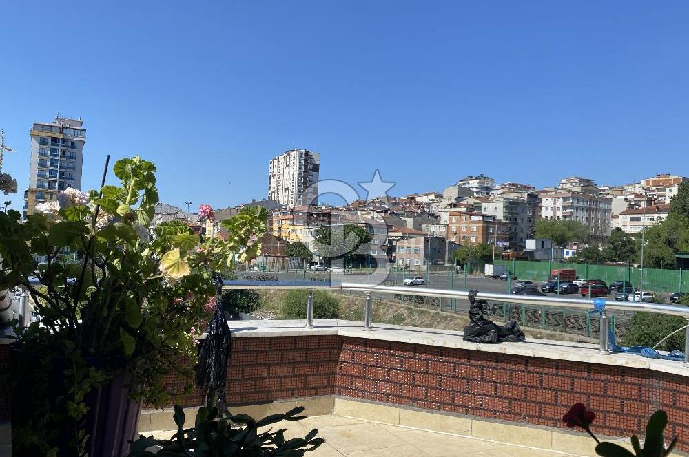 Bahçelievler Cumhuriyet Mah. Yıldıztepe Metro Yakını Satılık 5+1 Dubleks Daire
