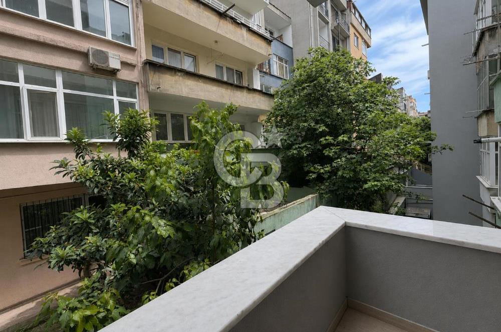 Şişli MerkezMh PerihanSk GençBina Asansörlü Balkonlu Ara Kat 1+1