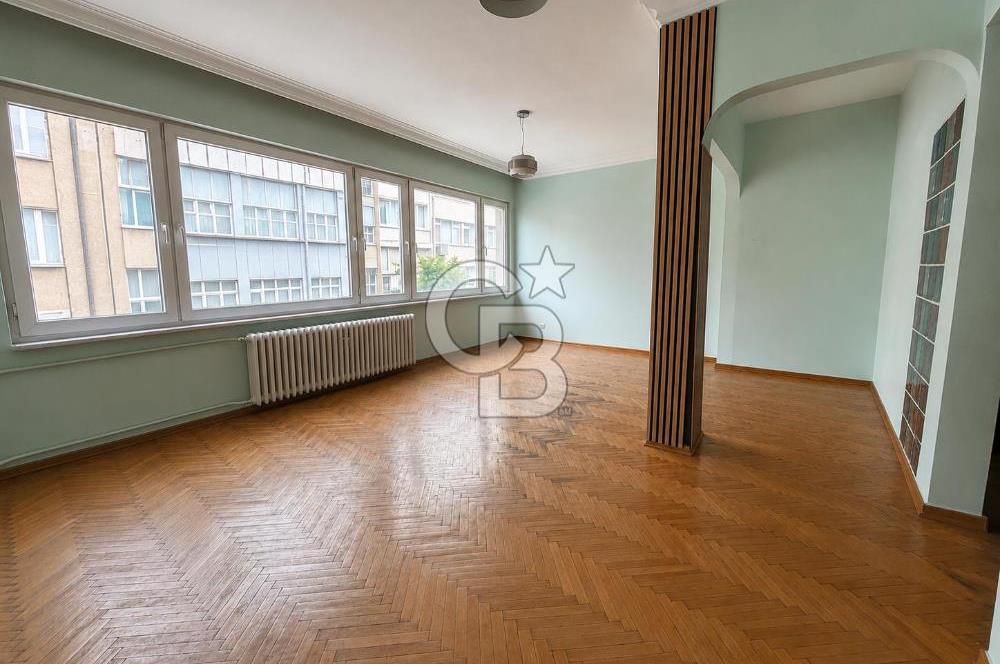 Şişli Merkez Mh SıracevizlerCaddesi Asansörlü Balkonlu Geniş 3+1