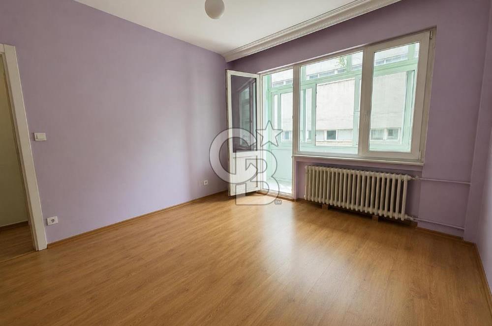 Şişli Merkez Mh SıracevizlerCaddesi Asansörlü Balkonlu Geniş 3+1