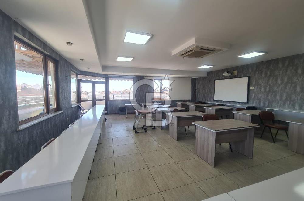 CBDEN VİZYONER MARKALARA PREMİUM KİRALIK PLAZA