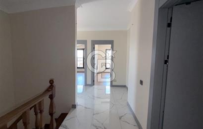Yenimahalle-Yunus Emre Mahallesinde 4+1 Satılık Dubleks Daire