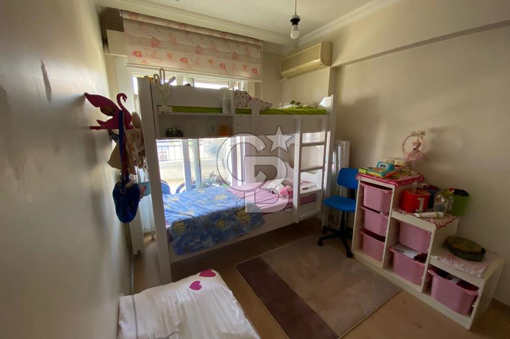 BAYRAKLI 75.YIL'DA DENİZ MANZARALI 3+1 SATILIK MODERN DAİRE