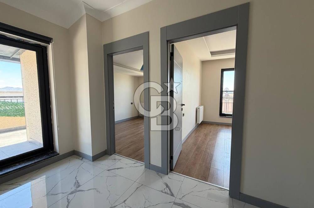 Yenimahalle-Yunus Emre Mahallesinde 4+1 Satılık Dubleks Daire
