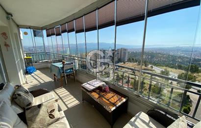 BAYRAKLI 75.YIL'DA DENİZ MANZARALI 3+1 SATILIK MODERN DAİRE