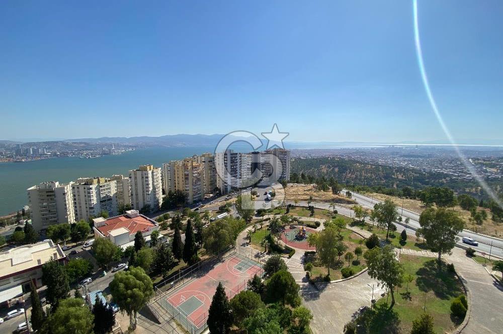 BAYRAKLI 75.YIL'DA DENİZ MANZARALI 3+1 SATILIK MODERN DAİRE