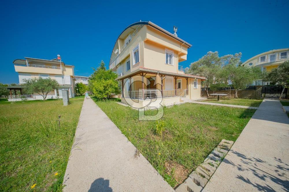SERİK BOĞAZKENT TRİPLEKS VİLLA