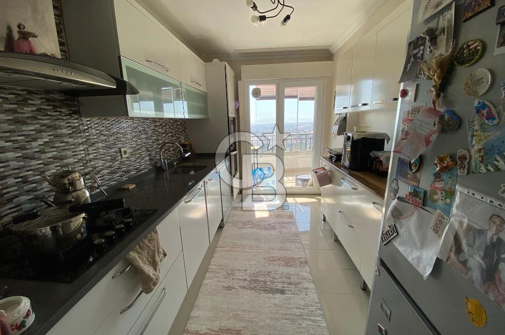 BAYRAKLI 75.YIL'DA DENİZ MANZARALI 3+1 SATILIK MODERN DAİRE