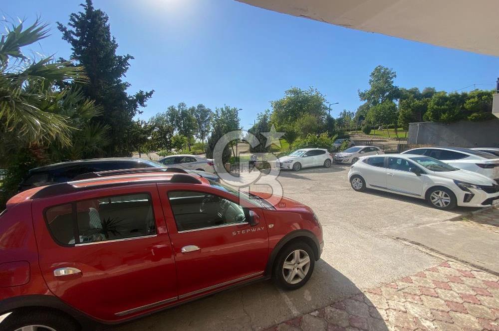 BAYRAKLI 75.YIL'DA DENİZ MANZARALI 3+1 SATILIK MODERN DAİRE