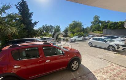 BAYRAKLI 75.YIL'DA DENİZ MANZARALI 3+1 SATILIK MODERN DAİRE