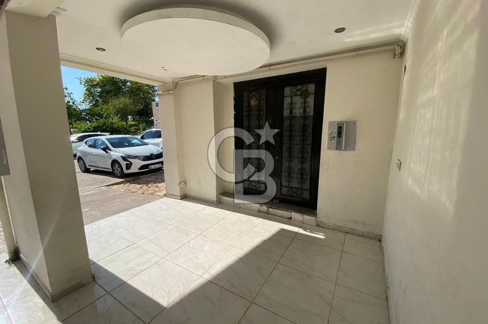 BAYRAKLI 75.YIL'DA DENİZ MANZARALI 3+1 SATILIK MODERN DAİRE