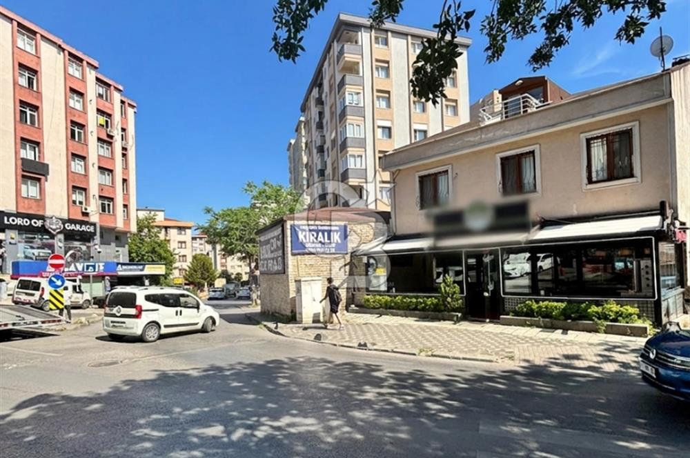 İçerenköy Prof. Dr. Ali Nihat T. Caddesi'nde Devren Kiralık Cafe
