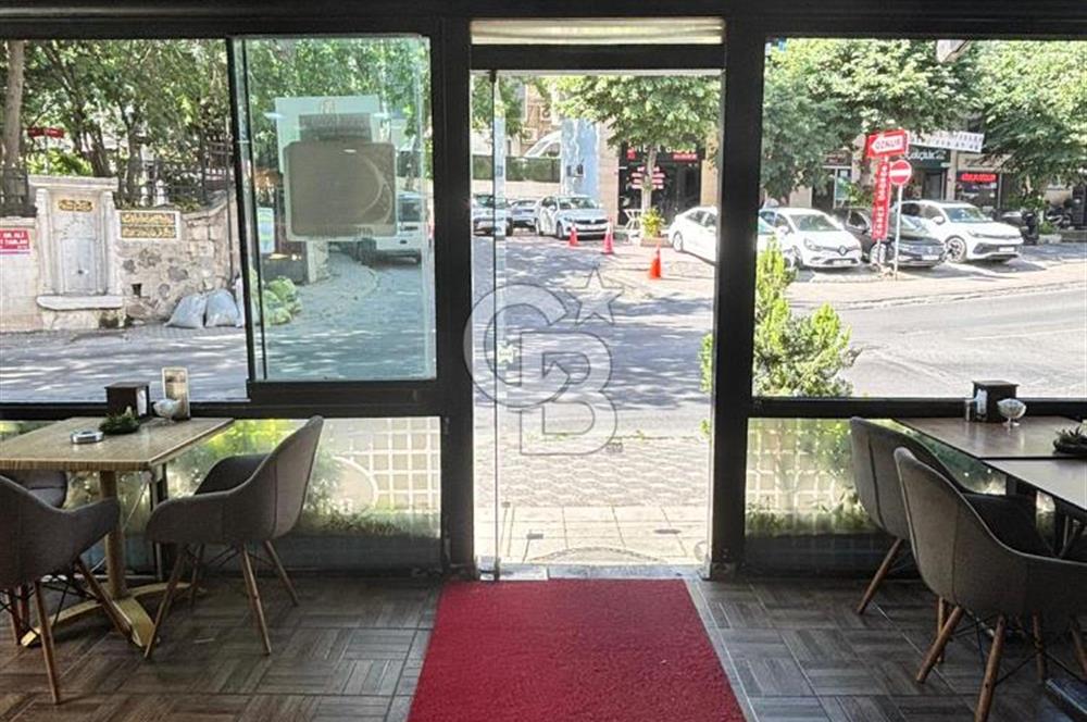 İçerenköy Prof. Dr. Ali Nihat T. Caddesi'nde Devren Kiralık Cafe