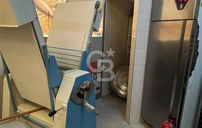 İçerenköy Prof. Dr. Ali Nihat T. Caddesi'nde Devren Kiralık Cafe