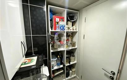BAYRAKLI 75.YIL'DA DENİZ MANZARALI 3+1 SATILIK MODERN DAİRE