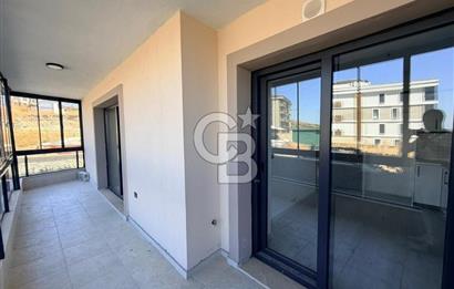 AYVALIK KÜÇÜKKÖY HAVUZLU SİTEDE SATILIK 2+1 GİRİŞ KAT DAİRE