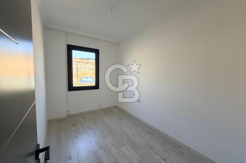 AYVALIK KÜÇÜKKÖY HAVUZLU SİTEDE SATILIK 2+1 GİRİŞ KAT DAİRE