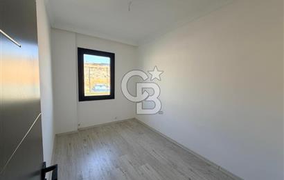 AYVALIK KÜÇÜKKÖY HAVUZLU SİTEDE SATILIK 2+1 GİRİŞ KAT DAİRE