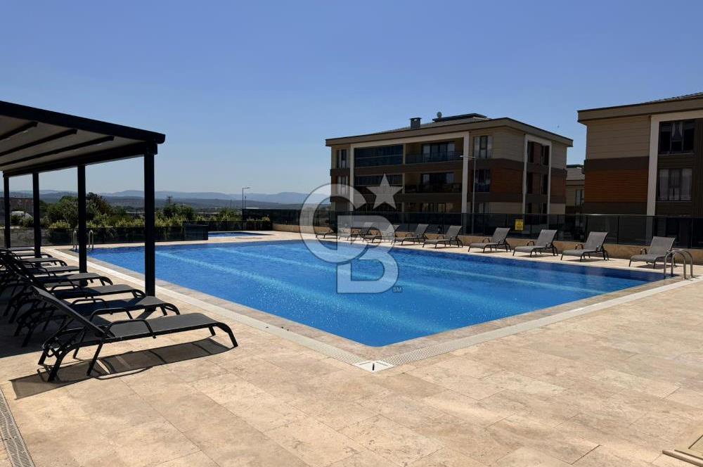 AYVALIK KÜÇÜKKÖY HAVUZLU SİTEDE SATILIK 2+1 GİRİŞ KAT DAİRE