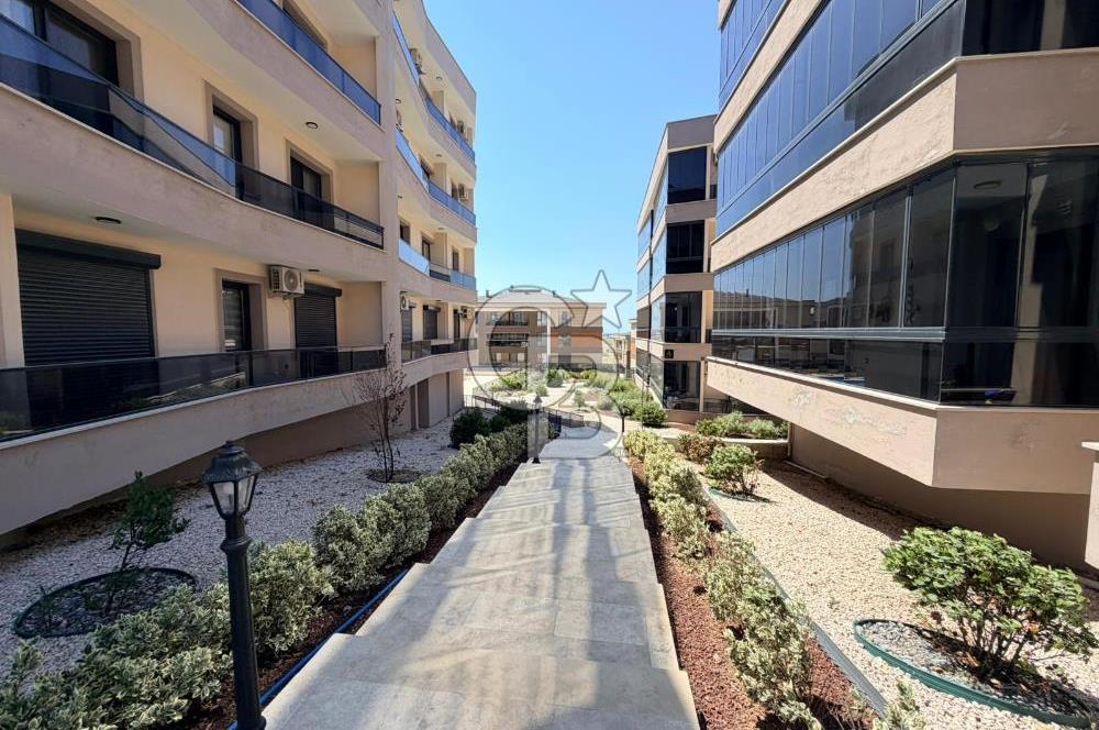 AYVALIK KÜÇÜKKÖY HAVUZLU SİTEDE SATILIK 2+1 GİRİŞ KAT DAİRE