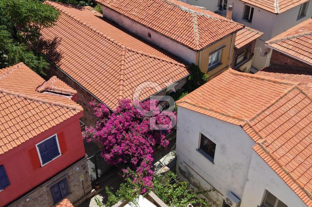 AYVALIK MERKEZ'DE MASRAFSIZ AİR BNB YAPILAN LOFT RUM EVİ