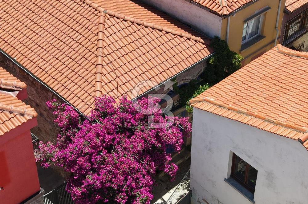 AYVALIK MERKEZ'DE MASRAFSIZ AİR BNB YAPILAN LOFT RUM EVİ