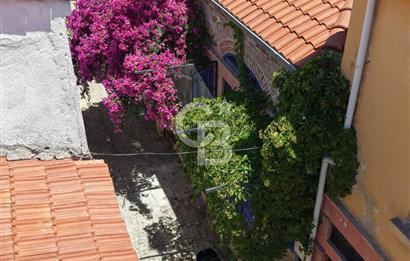 AYVALIK MERKEZ'DE MASRAFSIZ AİR BNB YAPILAN LOFT RUM EVİ
