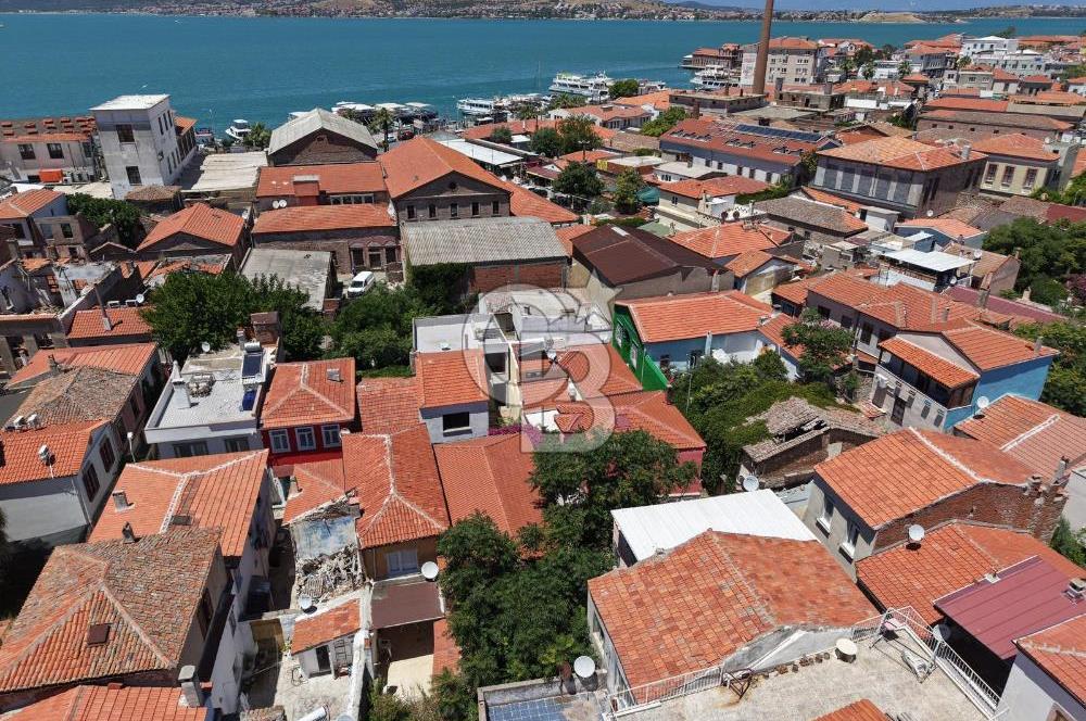 AYVALIK MERKEZ'DE MASRAFSIZ AİR BNB YAPILAN LOFT RUM EVİ