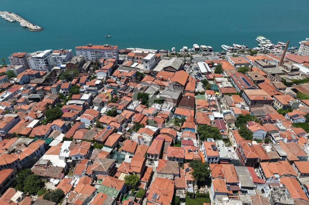 AYVALIK MERKEZ'DE MASRAFSIZ AİR BNB YAPILAN LOFT RUM EVİ