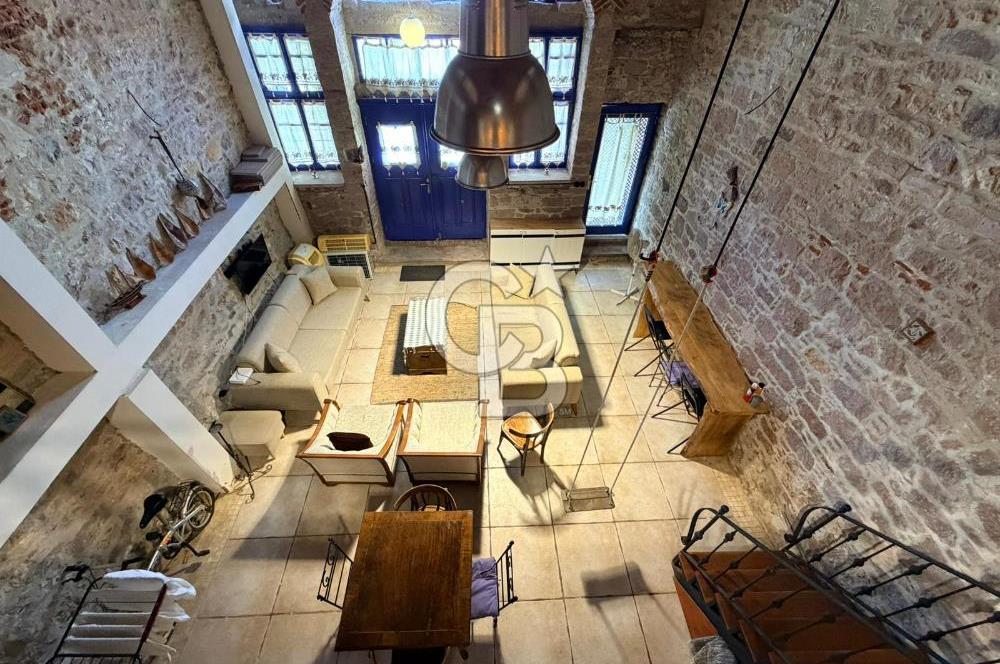AYVALIK MERKEZ'DE MASRAFSIZ AİR BNB YAPILAN LOFT RUM EVİ