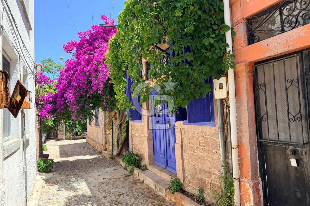 AYVALIK MERKEZ'DE MASRAFSIZ AİR BNB YAPILAN LOFT RUM EVİ
