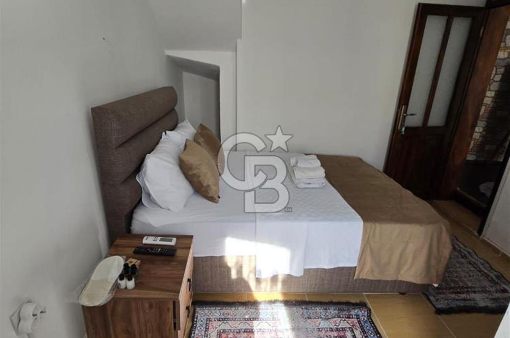 AYVALIK FETHİYE MAHALLESİNDE MERKEZİ KONUMDA BUTİK OTEL