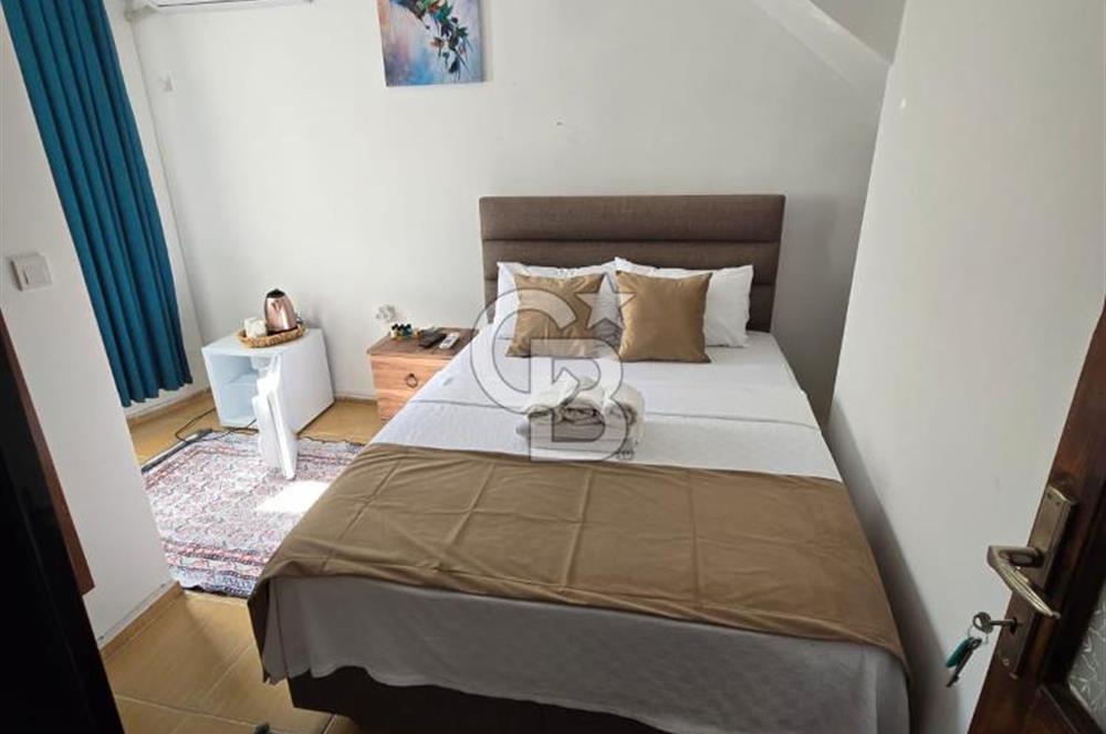 AYVALIK FETHİYE MAHALLESİNDE MERKEZİ KONUMDA BUTİK OTEL