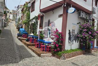 AYVALIK FETHİYE MAHALLESİNDE MERKEZİ KONUMDA BUTİK OTEL - 1 - 354801