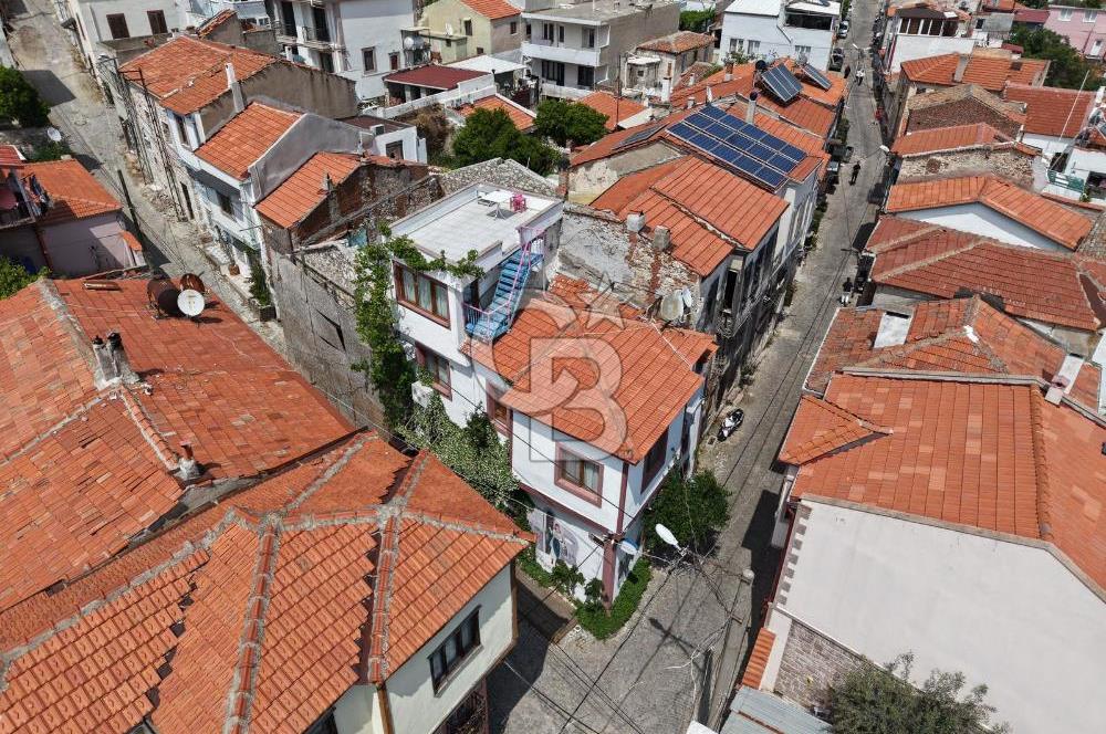 AYVALIK FETHİYE MAHALLESİNDE MERKEZİ KONUMDA BUTİK OTEL